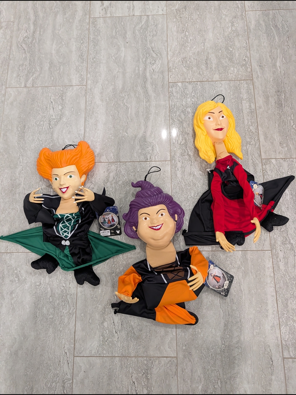 Disney Hocus Pocus Sanderson Sisters 3pc Hanging Decor Winifred Mary Sarah NWT - Picture 2 of 9